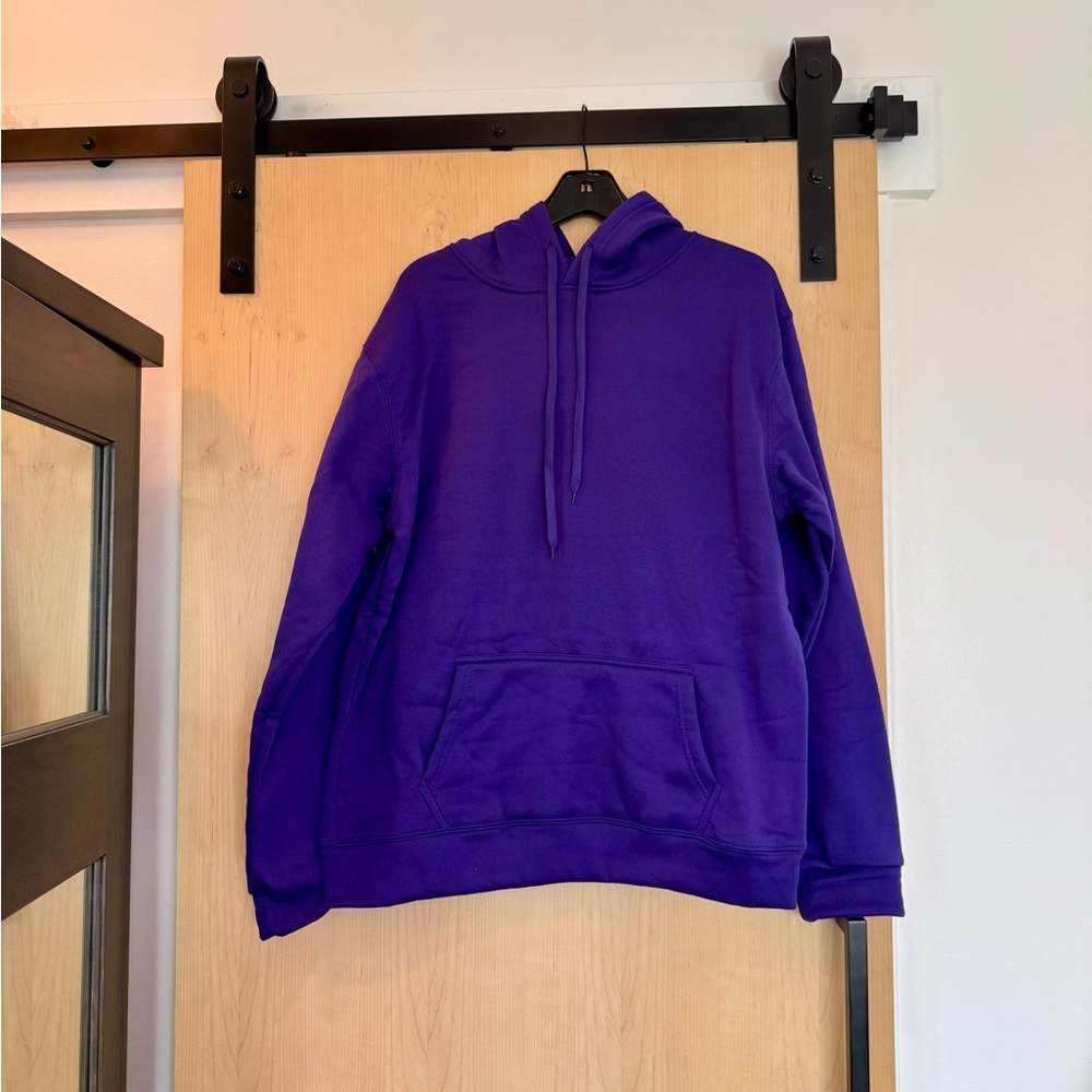 Purple Sweatshirt with Hood and Pullover Design
